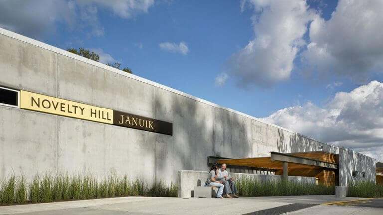 Novelty Hill Januik Exterior