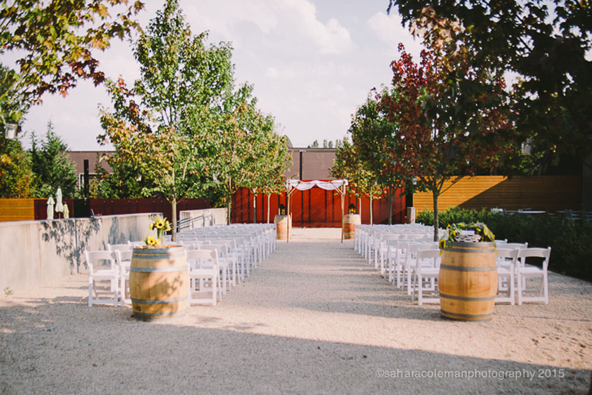 Outdoor Seattle area Wedding at Woodinville Winery Wedding Venue
